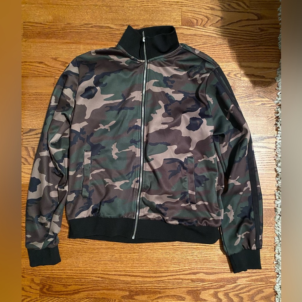 Camo Zip-up